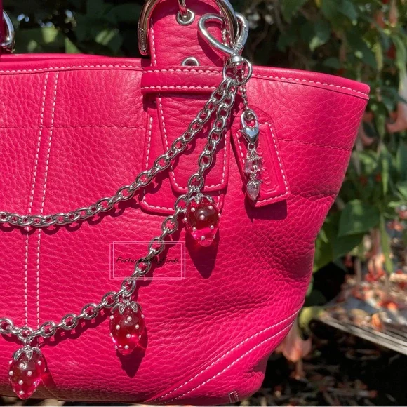 Y2K Vintage Coach Hot Pink Pebble Leather Tote Bag & Strawberry Charm Chain SET - Picture 3 of 16